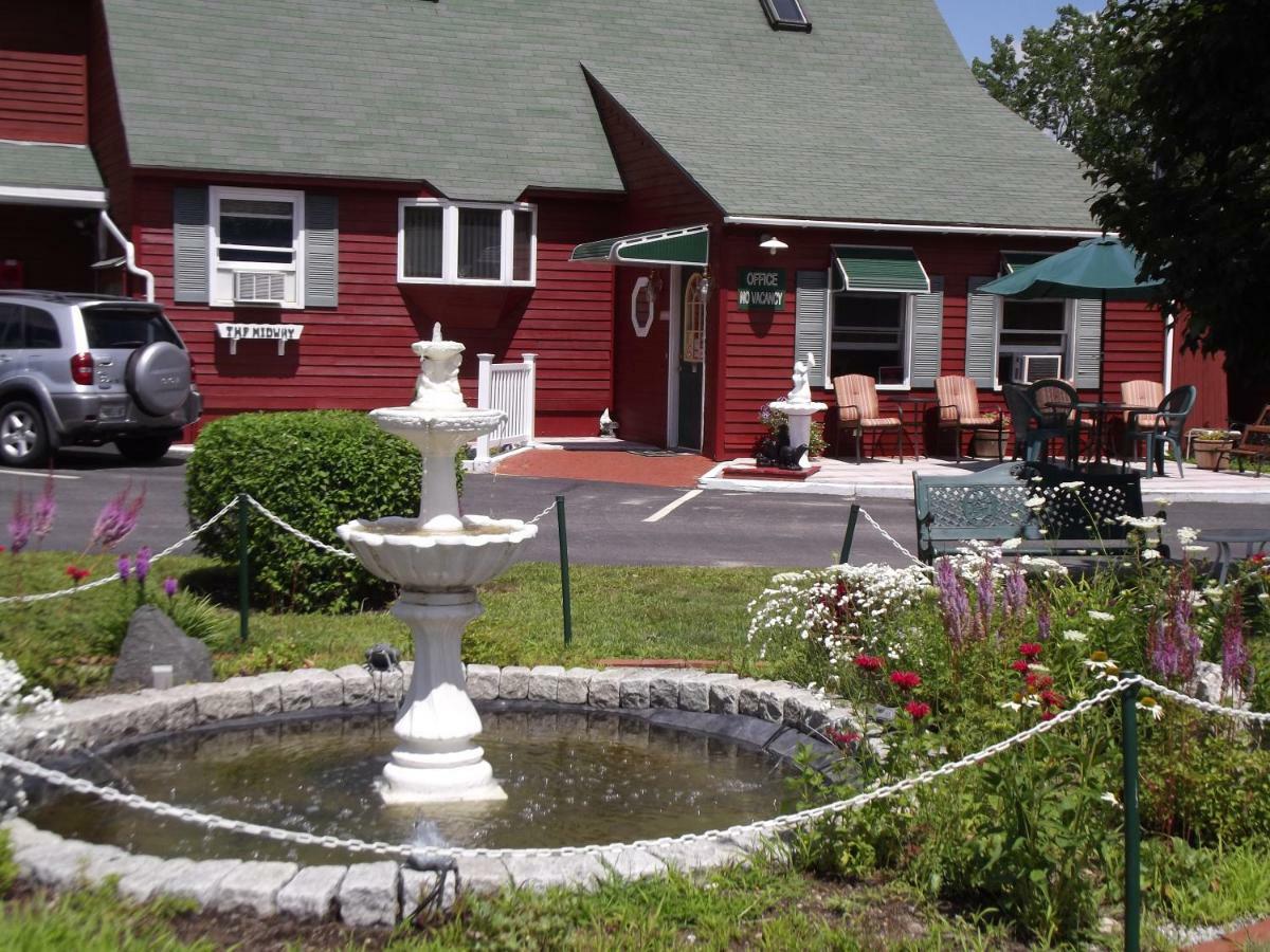 Midway Lodging Cornish Exterior photo